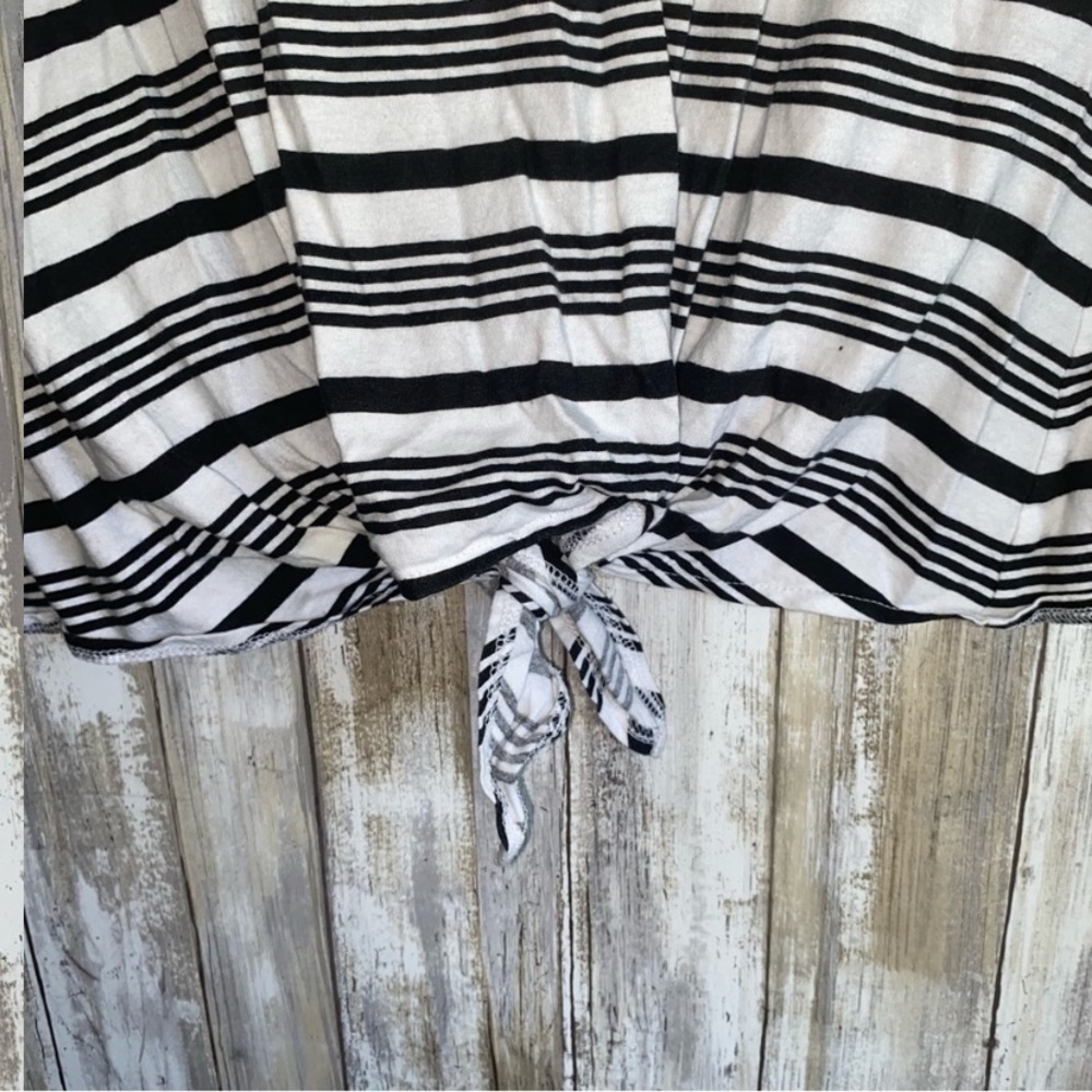 Loft White Stripe Tie Bottom Tee - Picture 3 of 5